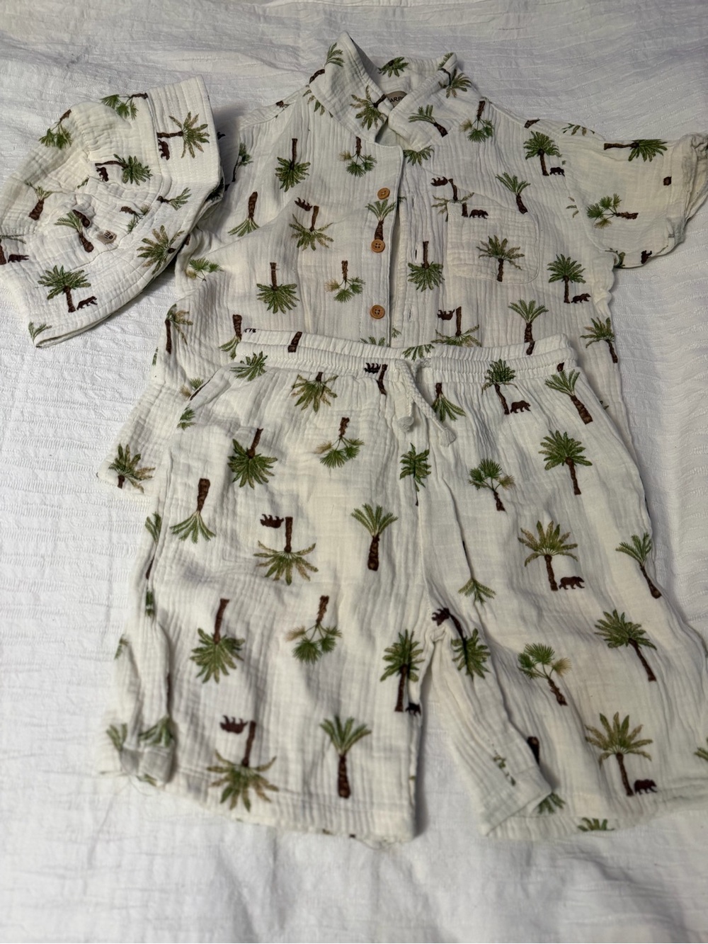 Bearpaw Girls 3 Piece Outfit Size 7 Palm Tree Set Shirt Shorts Hat Summer Kids